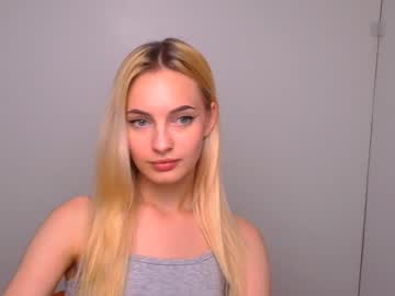 girl Free Live Sex Cams with lexy_meoww