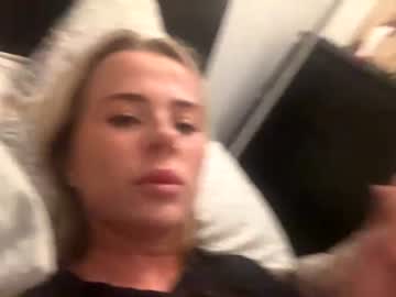 girl Free Live Sex Cams with mrsmina696