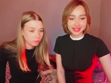 couple Free Live Sex Cams with cherrycherryladies