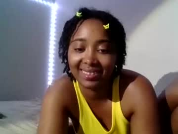 girl Free Live Sex Cams with toxicchocolate23