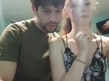 couple Free Live Sex Cams with chupapixchumami