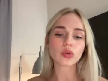 girl Free Live Sex Cams with alexagrayfreeforyou