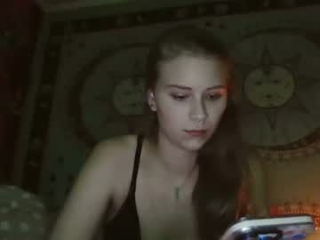 girl Free Live Sex Cams with stonerbabe1313