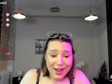 girl Free Live Sex Cams with kylieeangel