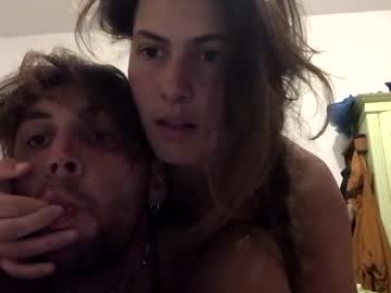 couple Free Live Sex Cams with hornybunchesofoats_xx