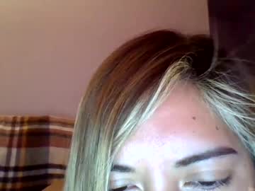 girl Free Live Sex Cams with blondiejacky