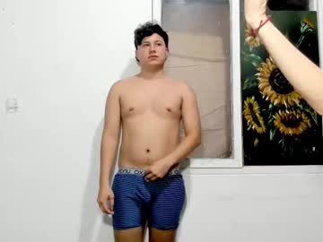 couple Free Live Sex Cams with little_rapunsel_