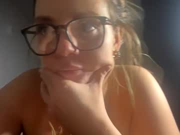 girl Free Live Sex Cams with snackonsophie