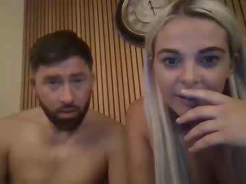 couple Free Live Sex Cams with riskni