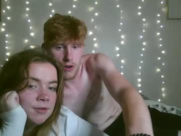 couple Free Live Sex Cams with zekeee420