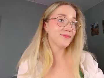 girl Free Live Sex Cams with aluntick