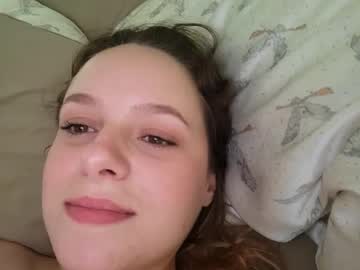 girl Free Live Sex Cams with astelindigo