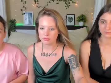 girl Free Live Sex Cams with isla_meow