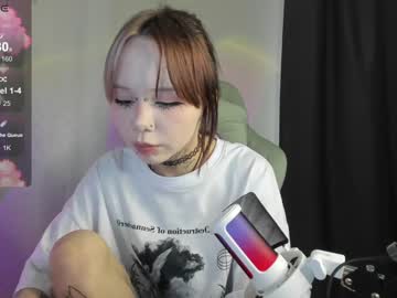 girl Free Live Sex Cams with gummi_heart