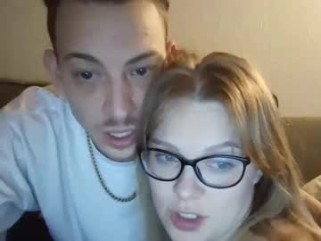 couple Free Live Sex Cams with sexxyasscouple2000