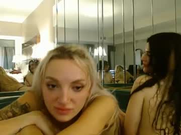 girl Free Live Sex Cams with remmyexo