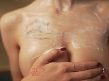 girl Free Live Sex Cams with softy_toity