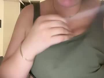 girl Free Live Sex Cams with temptinglittlesecret