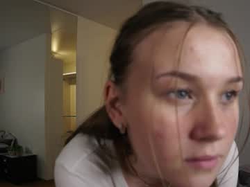 girl Free Live Sex Cams with bananini_anallove