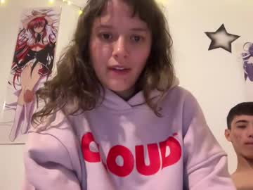 couple Free Live Sex Cams with pikawiii