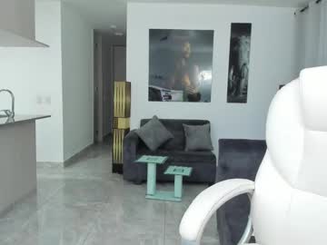 girl Free Live Sex Cams with fiorellasantamaria