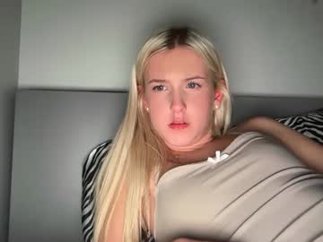 girl Free Live Sex Cams with cassiemaee